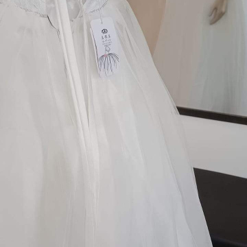 Vestido de novia de encaje sin tirantes